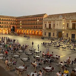 Plaza Mayor Corredera Couette-café